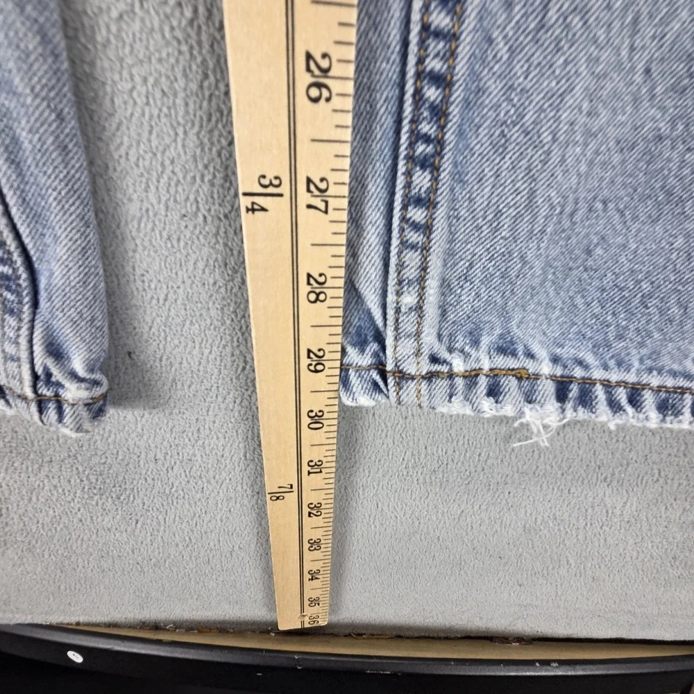 VTG Levis 560 Jeans Mens Blue Comfort Fit Relaxed Zip Fly Light Wash Fits 32x30